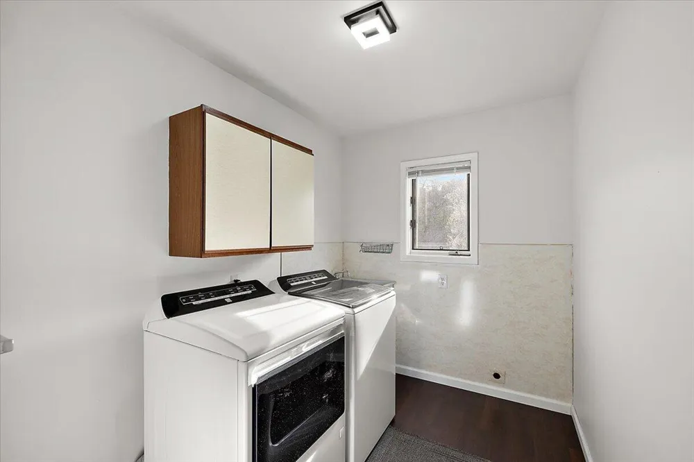 35052 Meadow Lane Farmington Hills City, MI 48335