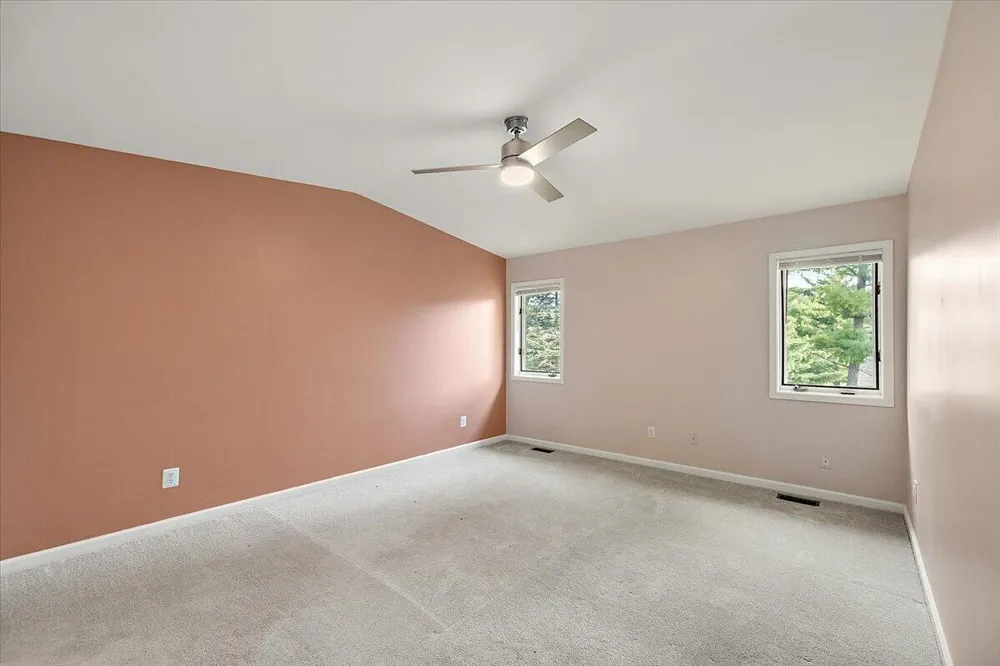 35052 Meadow Lane Farmington Hills City, MI 48335