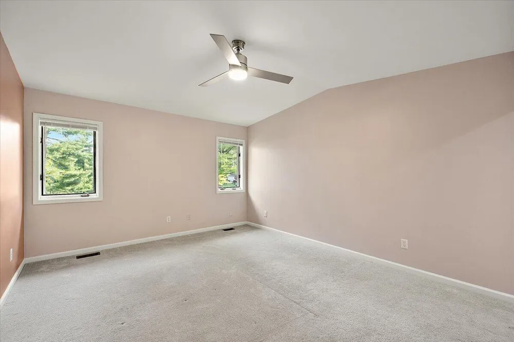 35052 Meadow Lane Farmington Hills City, MI 48335