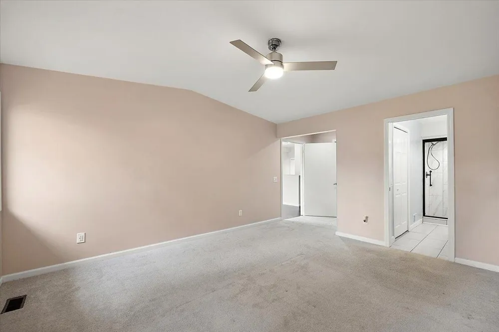 35052 Meadow Lane Farmington Hills City, MI 48335