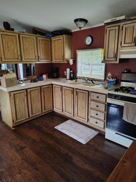 2701 Huizenga Street #25