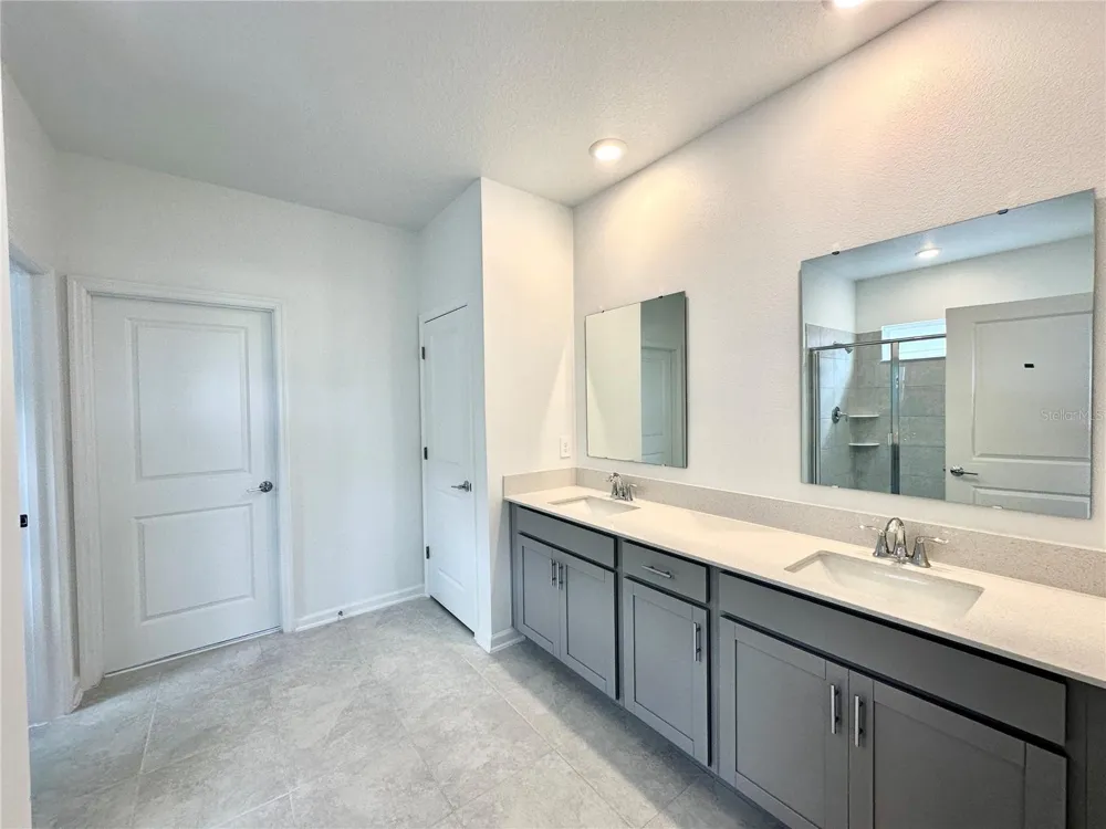 2892 ARMSTRONG AVENUE Clermont, FL 34714