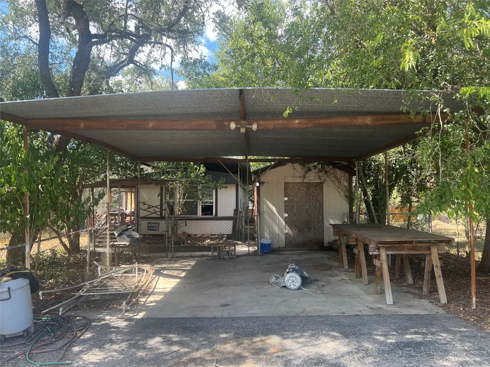 542 Flintstone Drive Canyon Lake, TX 78133