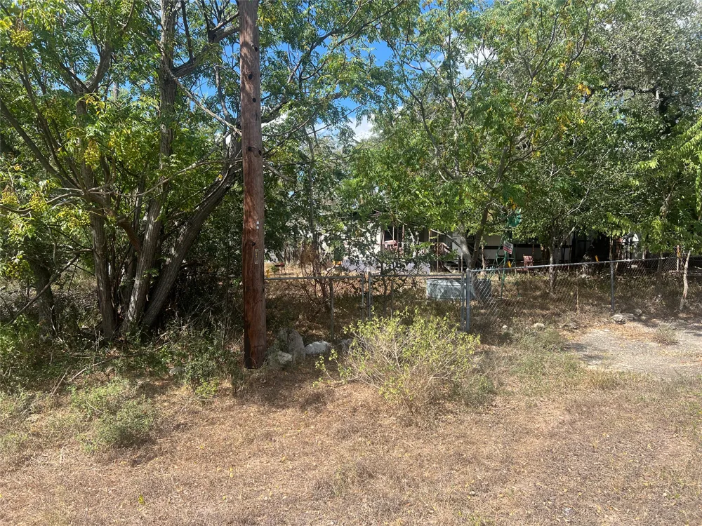 542 Flintstone Drive Canyon Lake, TX 78133
