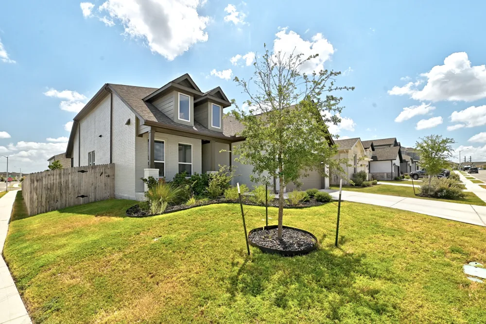 12401 Dairywork Road Buda, TX 78610