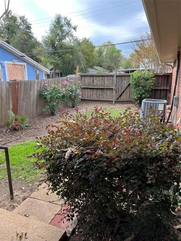 523 Murray Avenue Rockdale, TX 76567