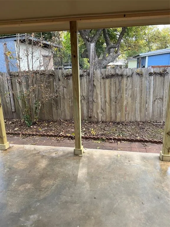 523 Murray Avenue Rockdale, TX 76567