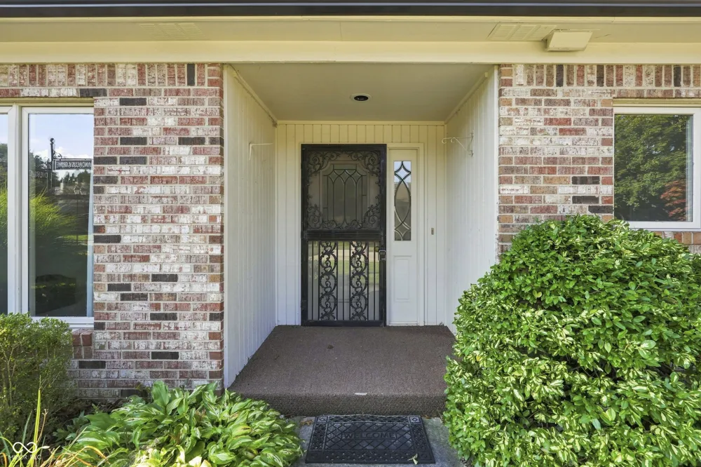 1051 Andalusia Grove Indianapolis, IN 46260