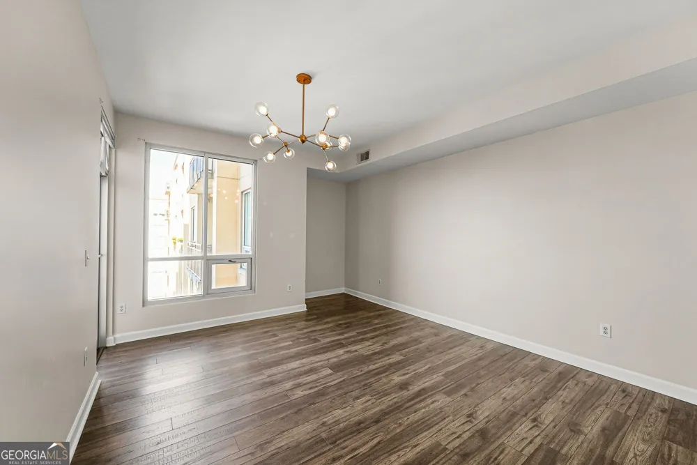 711 Cosmopolitan DR NE Atlanta, GA 30324