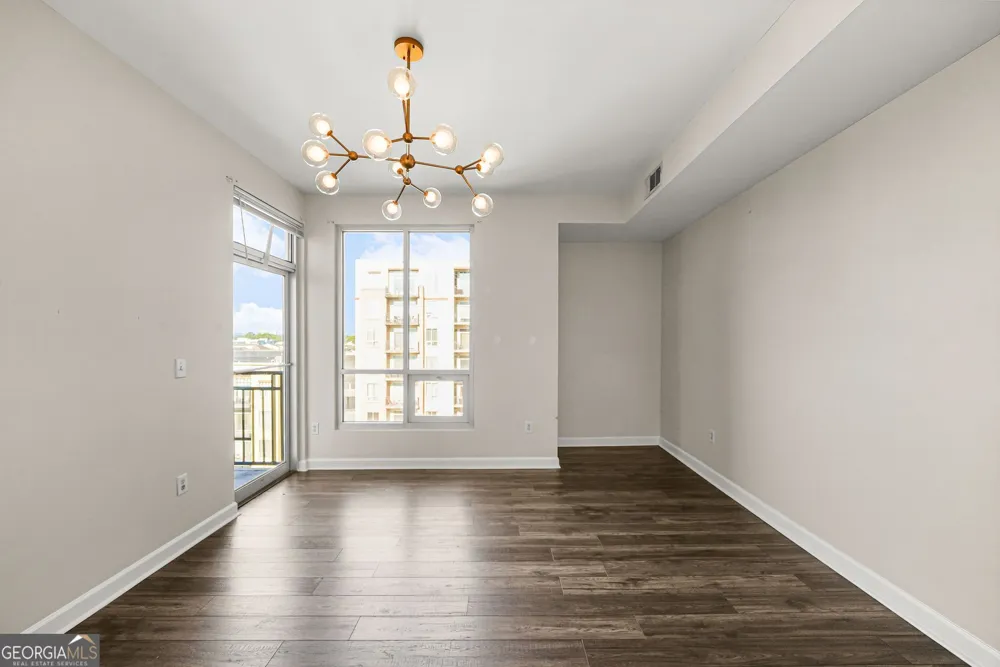 711 Cosmopolitan DR NE Atlanta, GA 30324