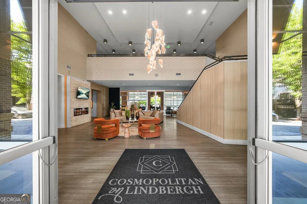 711 Cosmopolitan DR NE Atlanta, GA 30324