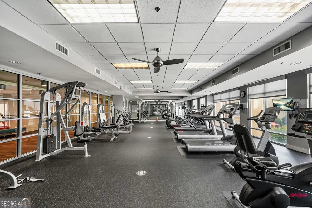 711 Cosmopolitan DR NE Atlanta, GA 30324
