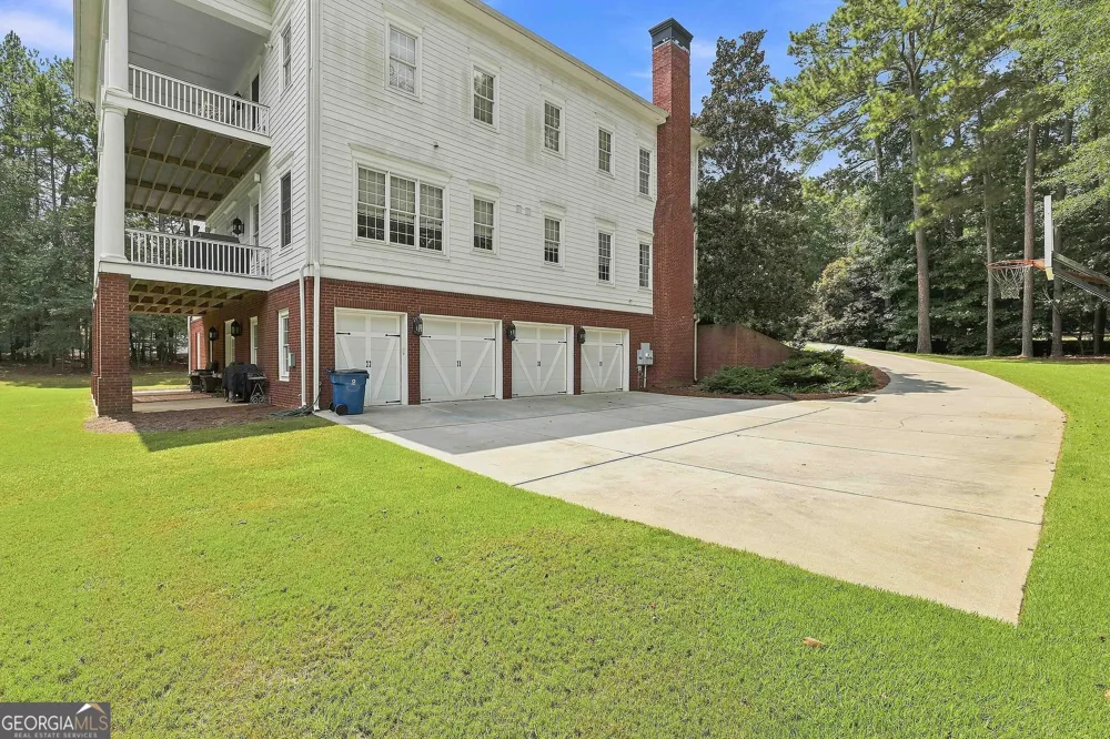 1305 Layor CT Peachtree City, GA 30269