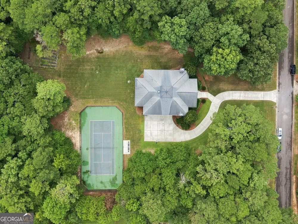1305 Layor CT Peachtree City, GA 30269