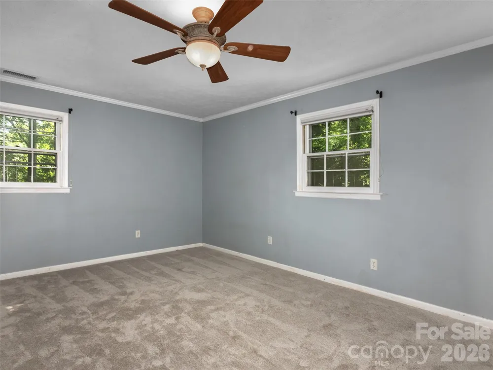 921 Indian Hill Road Hendersonville, NC 28791