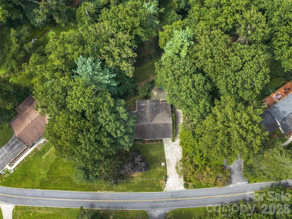 921 Indian Hill Road Hendersonville, NC 28791