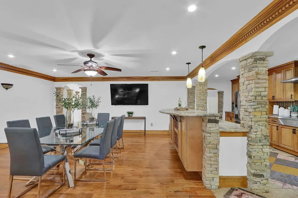 4081 Ashford Dunwoody Road NE Atlanta, GA 30319