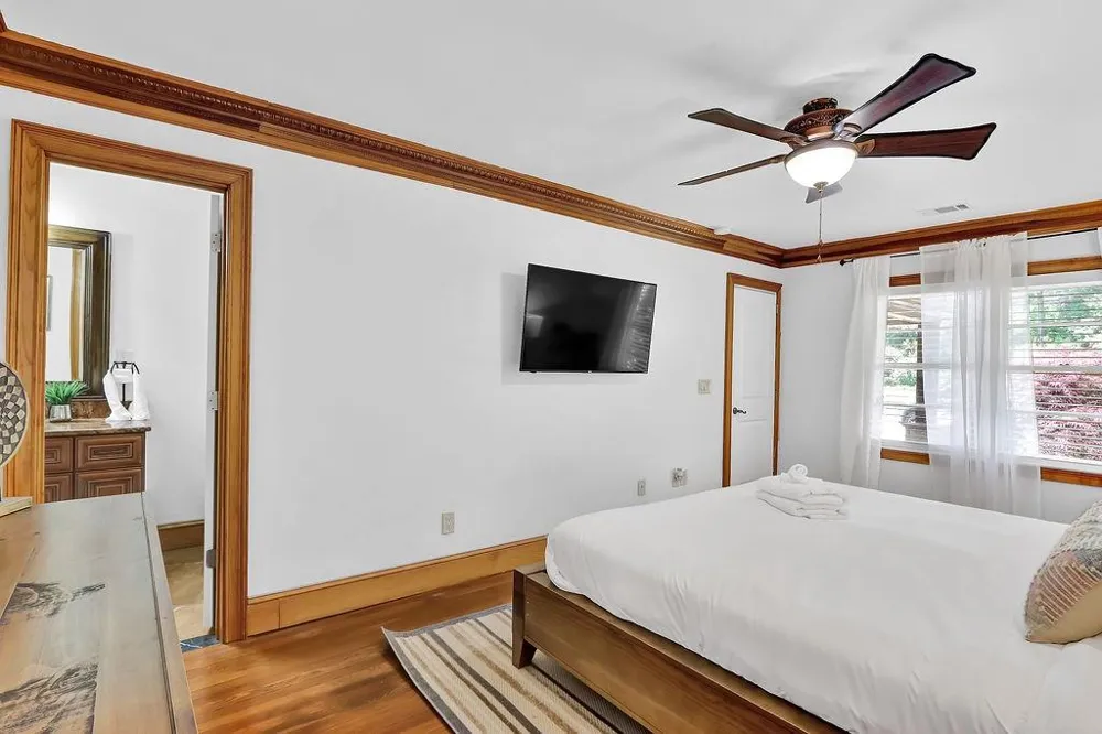 4081 Ashford Dunwoody Road NE Atlanta, GA 30319