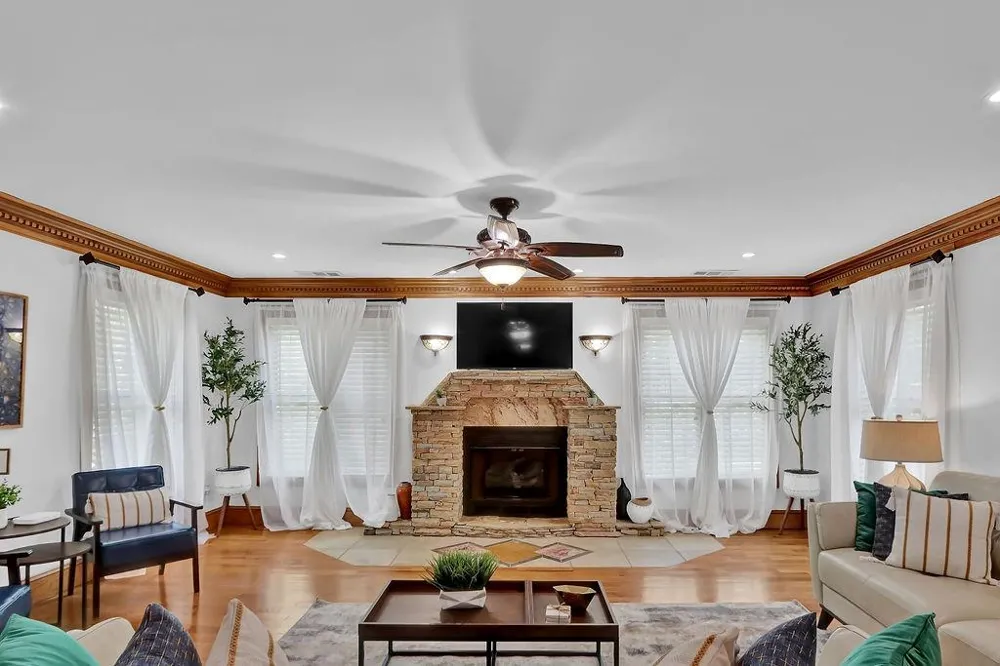 4081 Ashford Dunwoody Road NE Atlanta, GA 30319