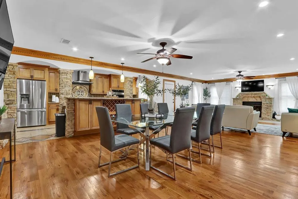 4081 Ashford Dunwoody Road NE Atlanta, GA 30319