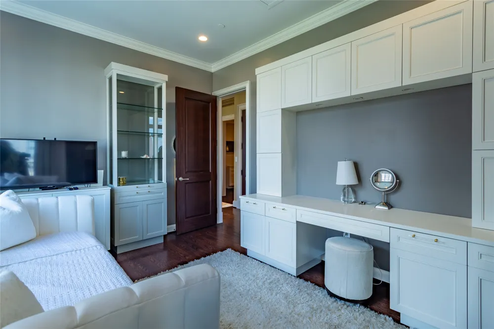 2525 Pearl Street #1001 Dallas, TX 75201