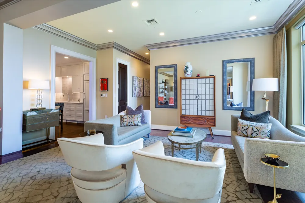 2525 Pearl Street #1001 Dallas, TX 75201