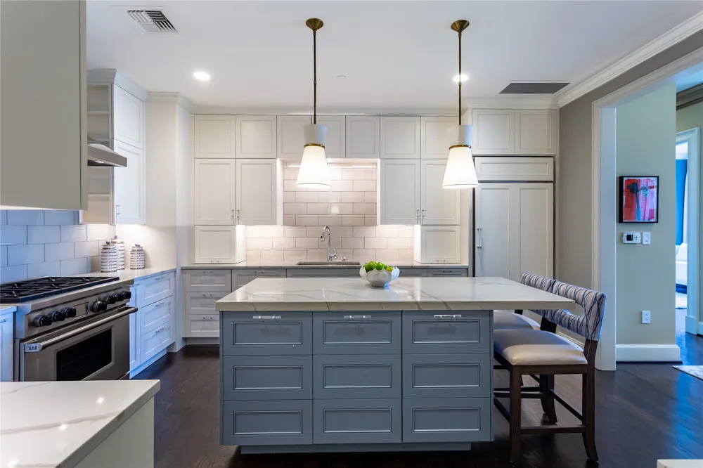 2525 Pearl Street #1001 Dallas, TX 75201