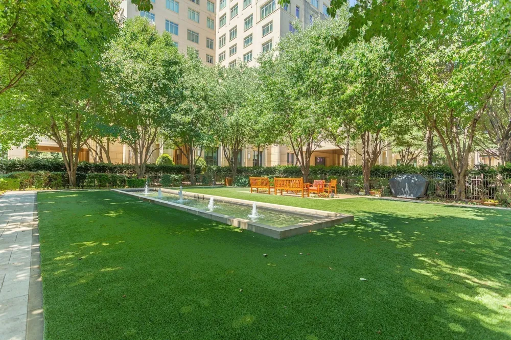 2525 Pearl Street #1001 Dallas, TX 75201