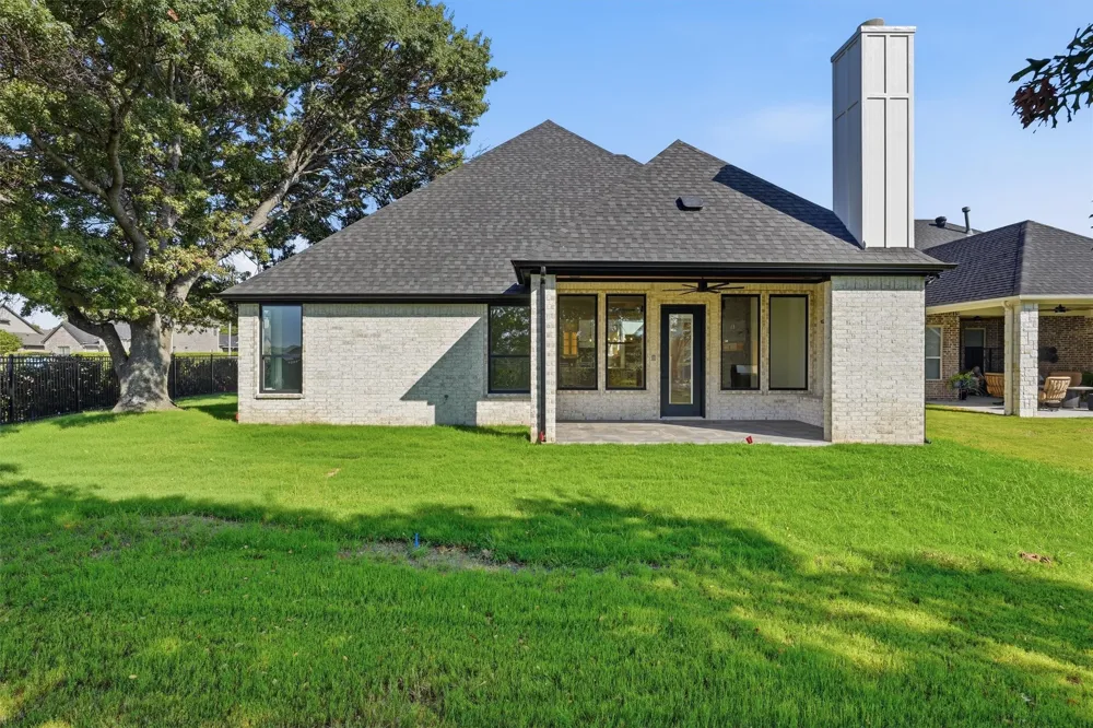 1101 Aviara Court Granbury, TX 76048