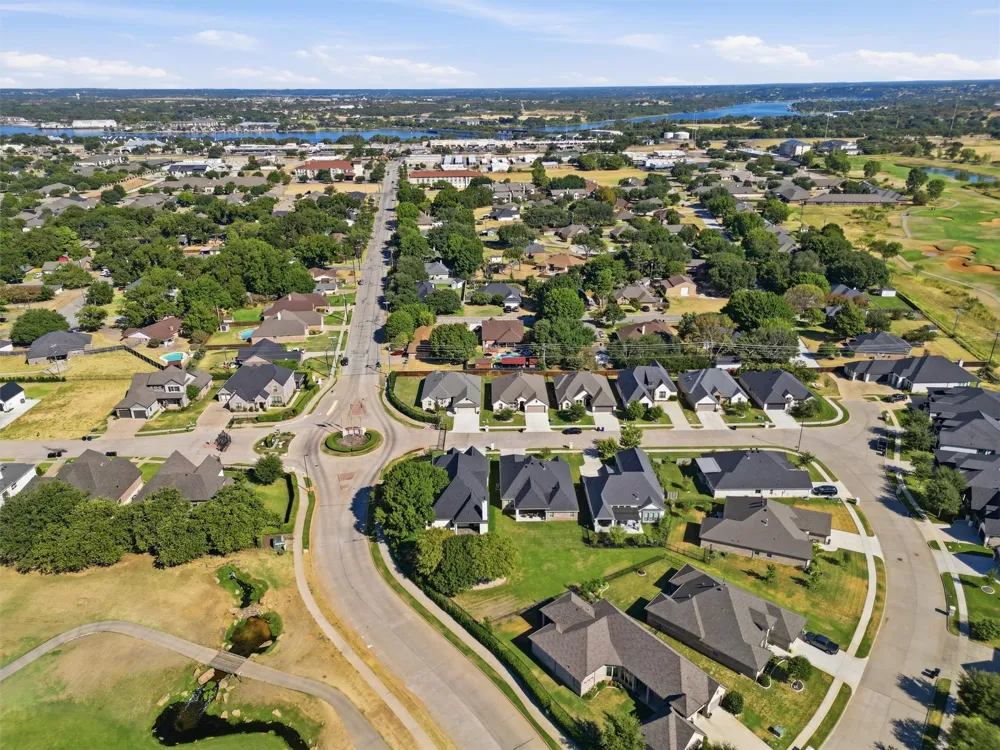 1101 Aviara Court Granbury, TX 76048