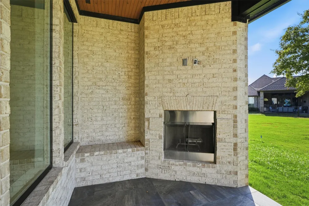 1101 Aviara Court Granbury, TX 76048