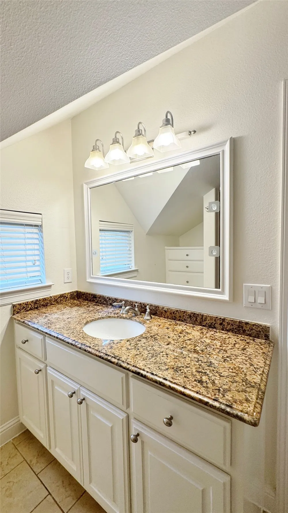 4148 Grassmere Lane #4A University Park, TX 75205