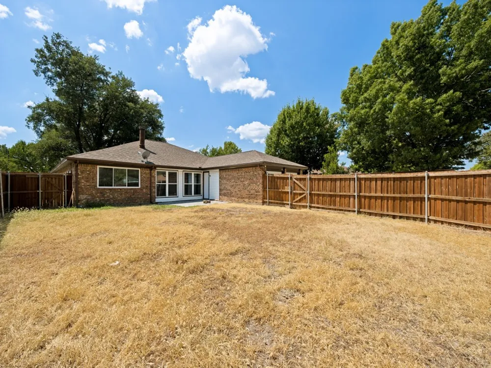 305 Jessica Drive Garland, TX 75040