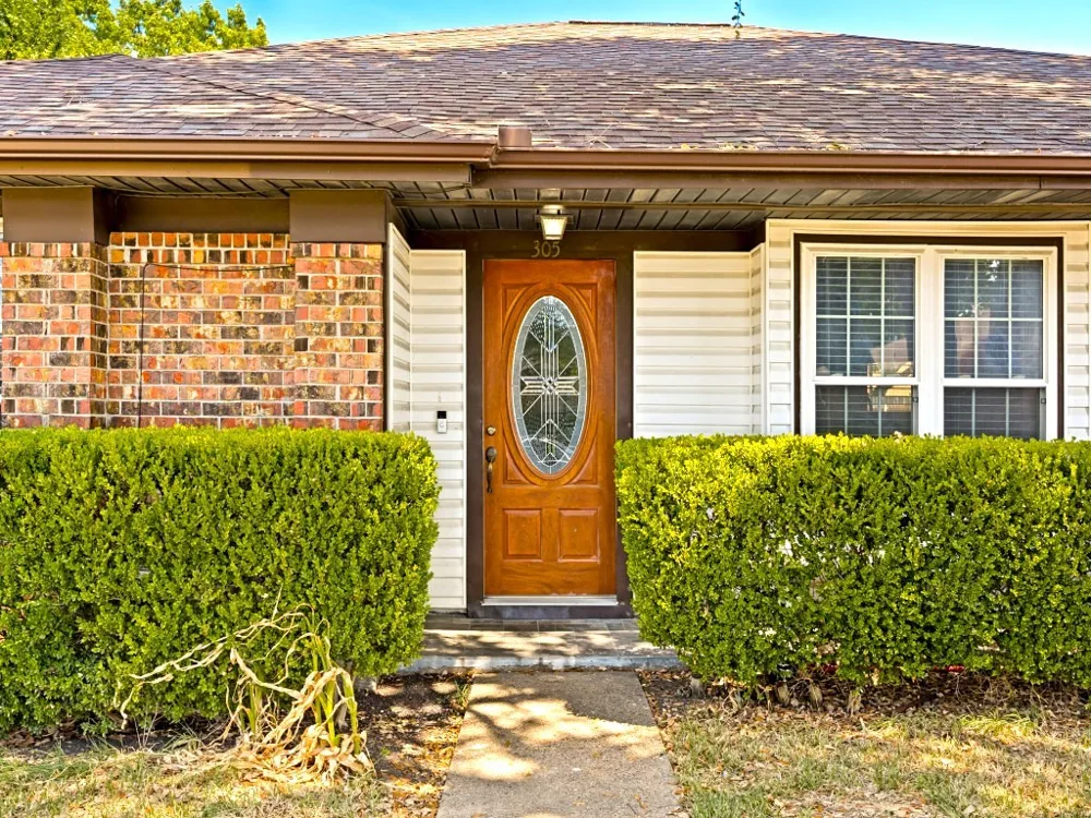305 Jessica Drive Garland, TX 75040
