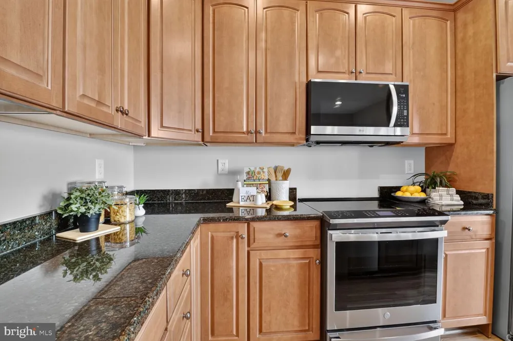 505 JACALA TERRACE Rockville, MD 20850