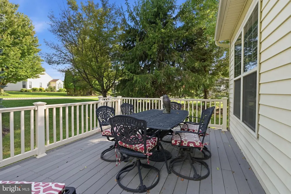 1001 MONROE DRIVE Warwick, PA 18974