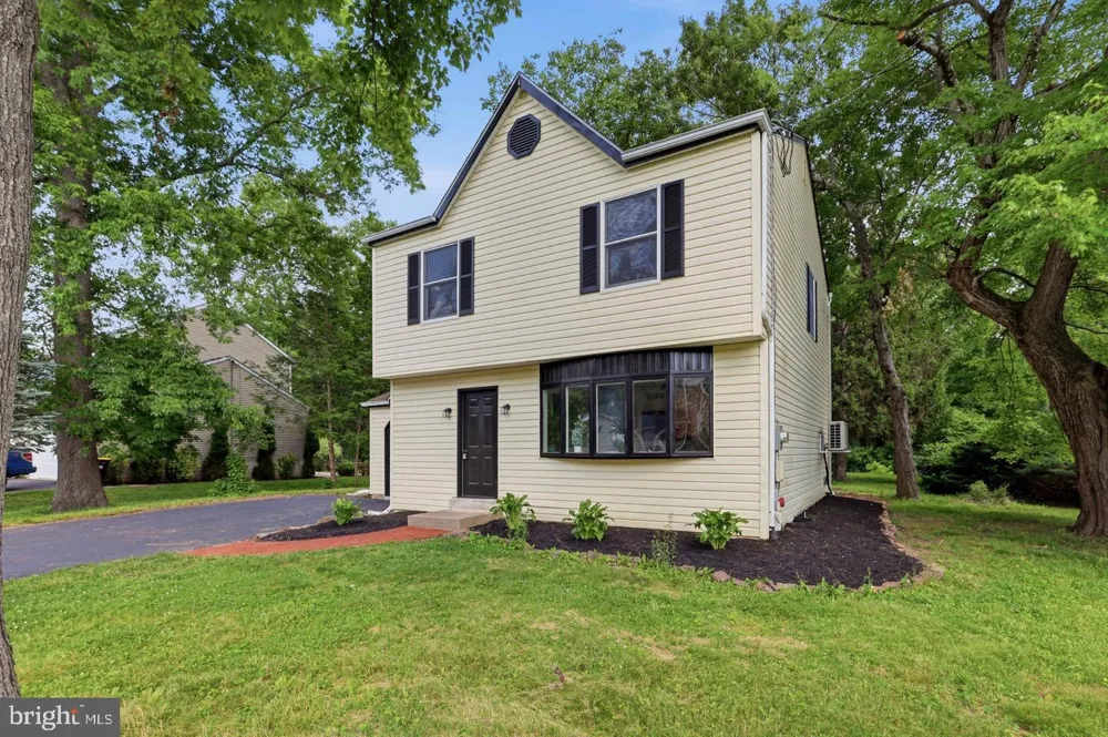 815 PHILADELPHIA AVENUE Warrington, PA 18976