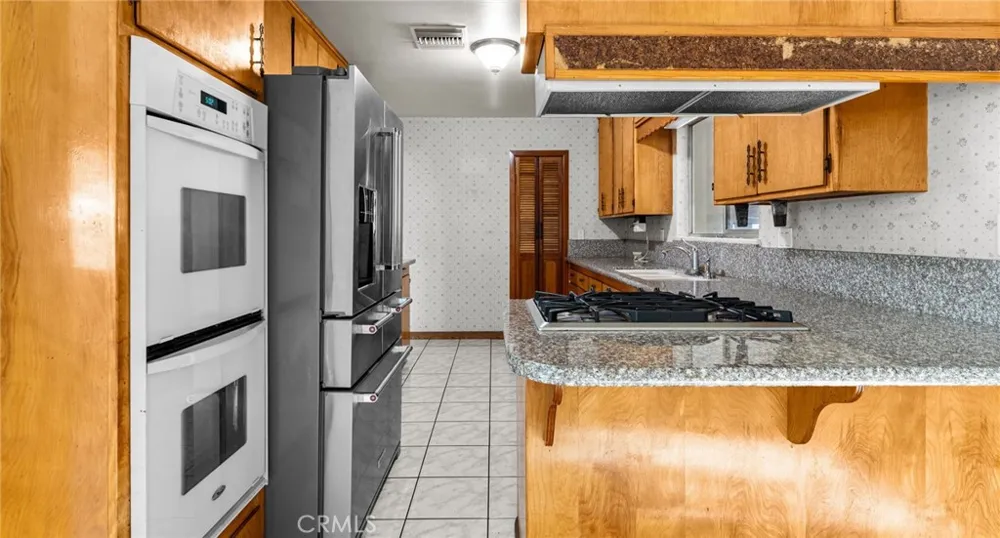 706 Quince Upland, CA 91786