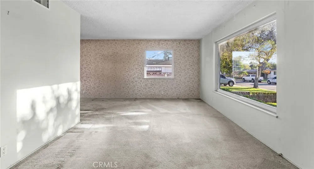 706 Quince Upland, CA 91786