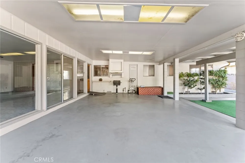 706 Quince Upland, CA 91786