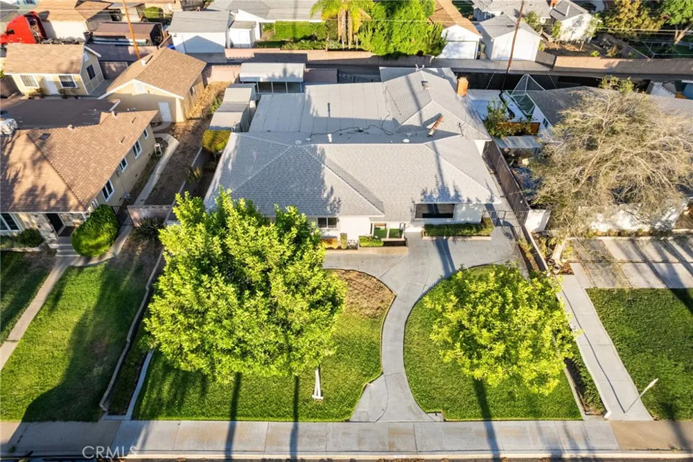 706 Quince Upland, CA 91786