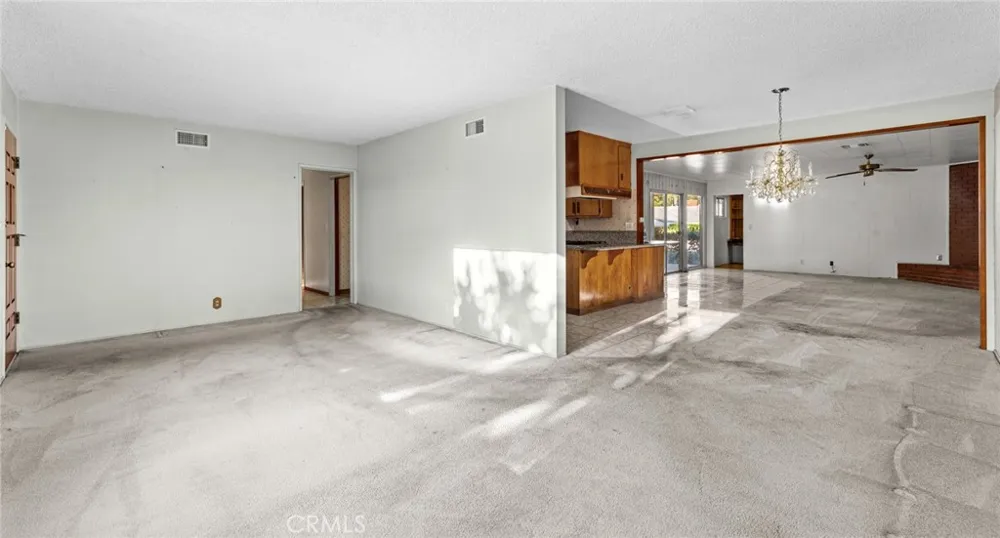 706 Quince Upland, CA 91786