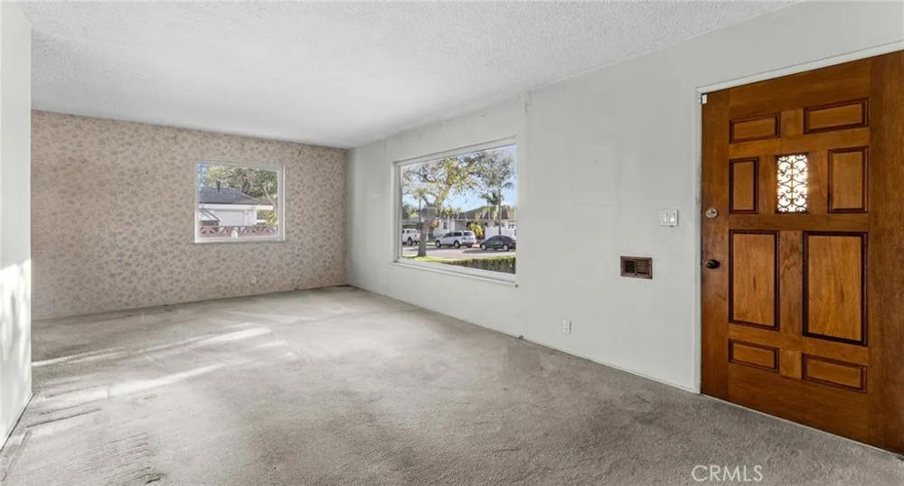 706 Quince Upland, CA 91786