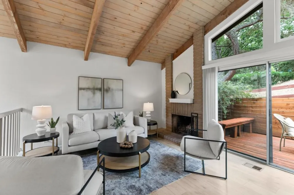 22990 Cricket Hill Road Cupertino, CA 95014