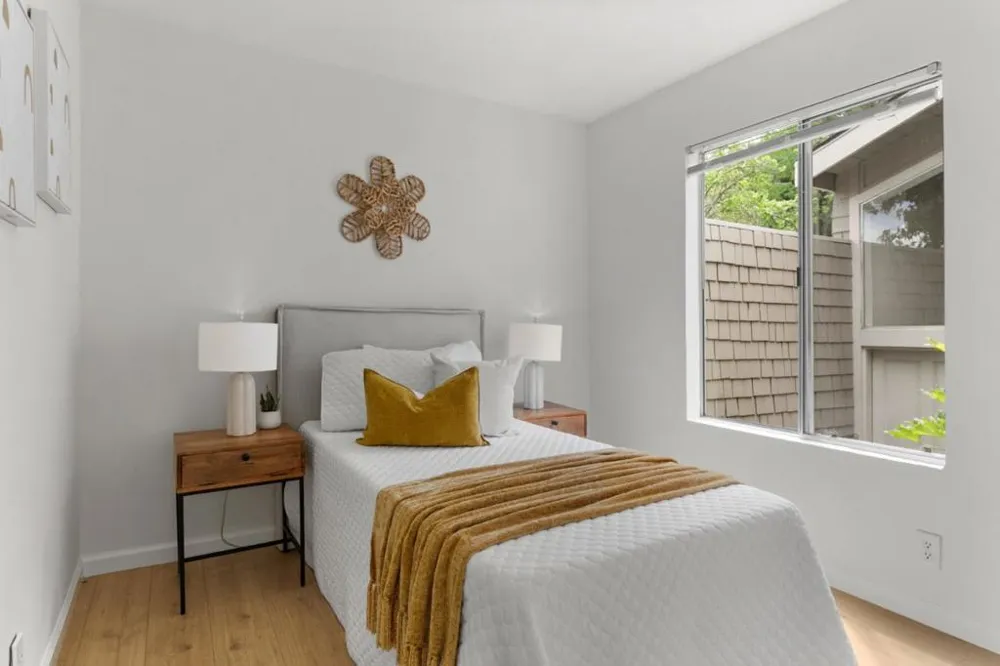 22990 Cricket Hill Road Cupertino, CA 95014