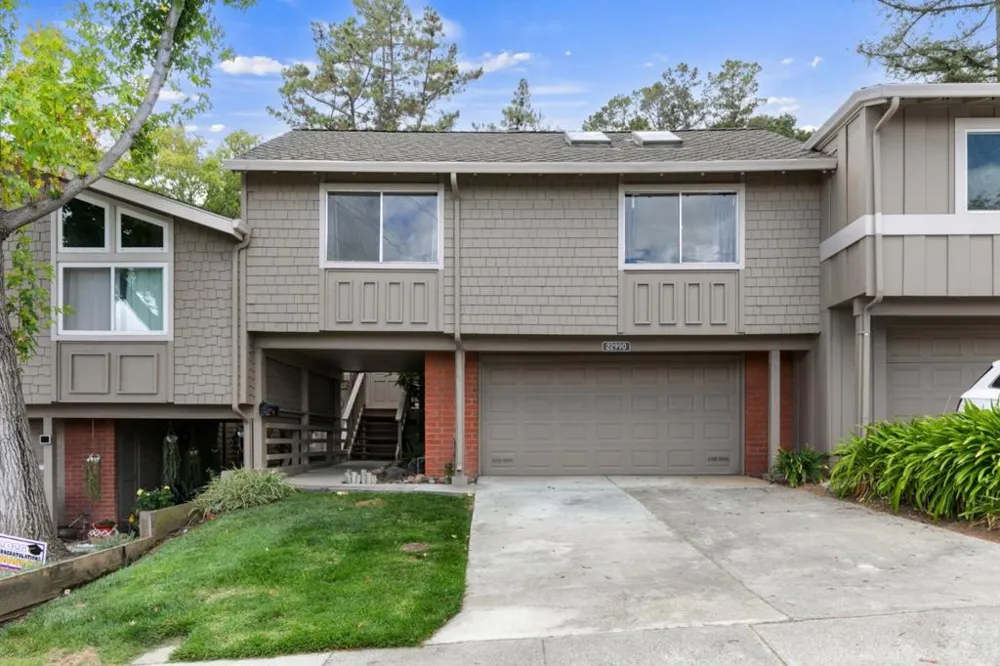 22990 Cricket Hill Road Cupertino, CA 95014