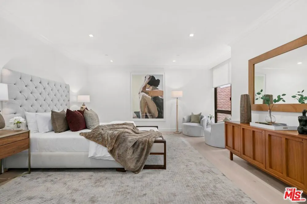300 Swall Drive #256 Beverly Hills, CA 90211