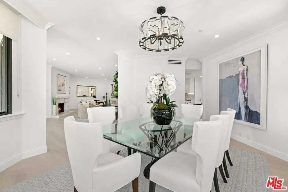 300 Swall Drive #256 Beverly Hills, CA 90211