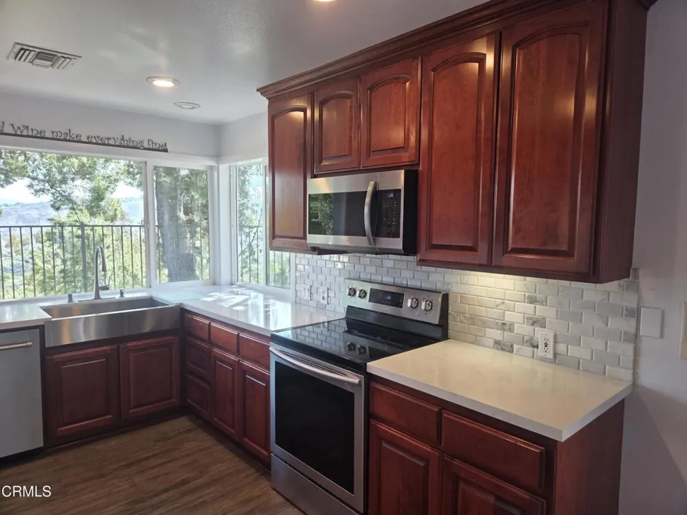 11935 Barranca Road Camarillo, CA 93012