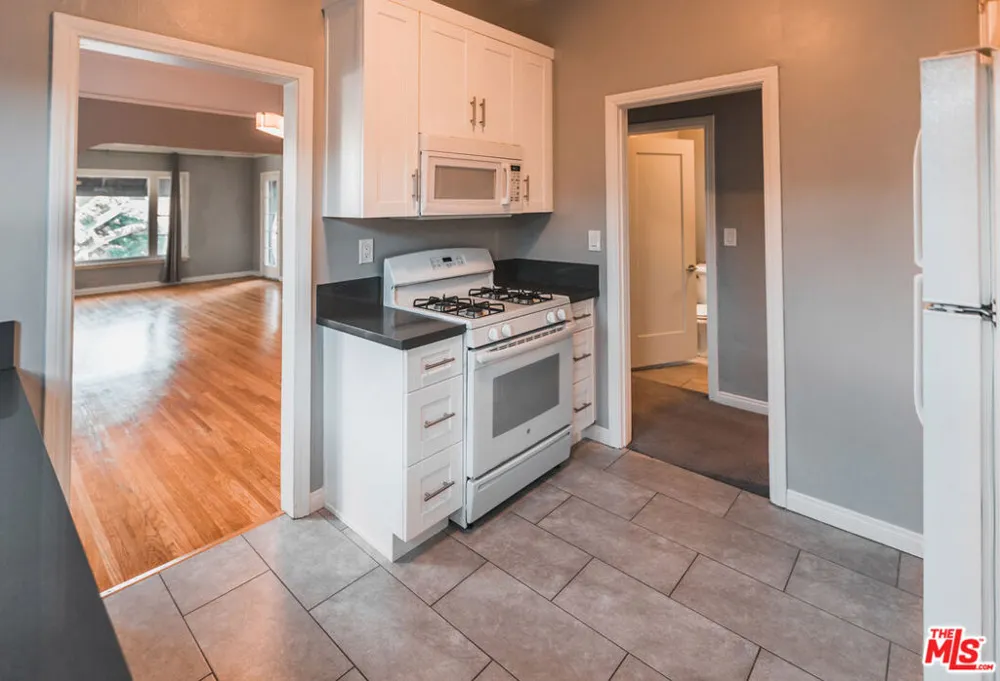 817 Westmount Drive #819.5 West Hollywood, CA 90069